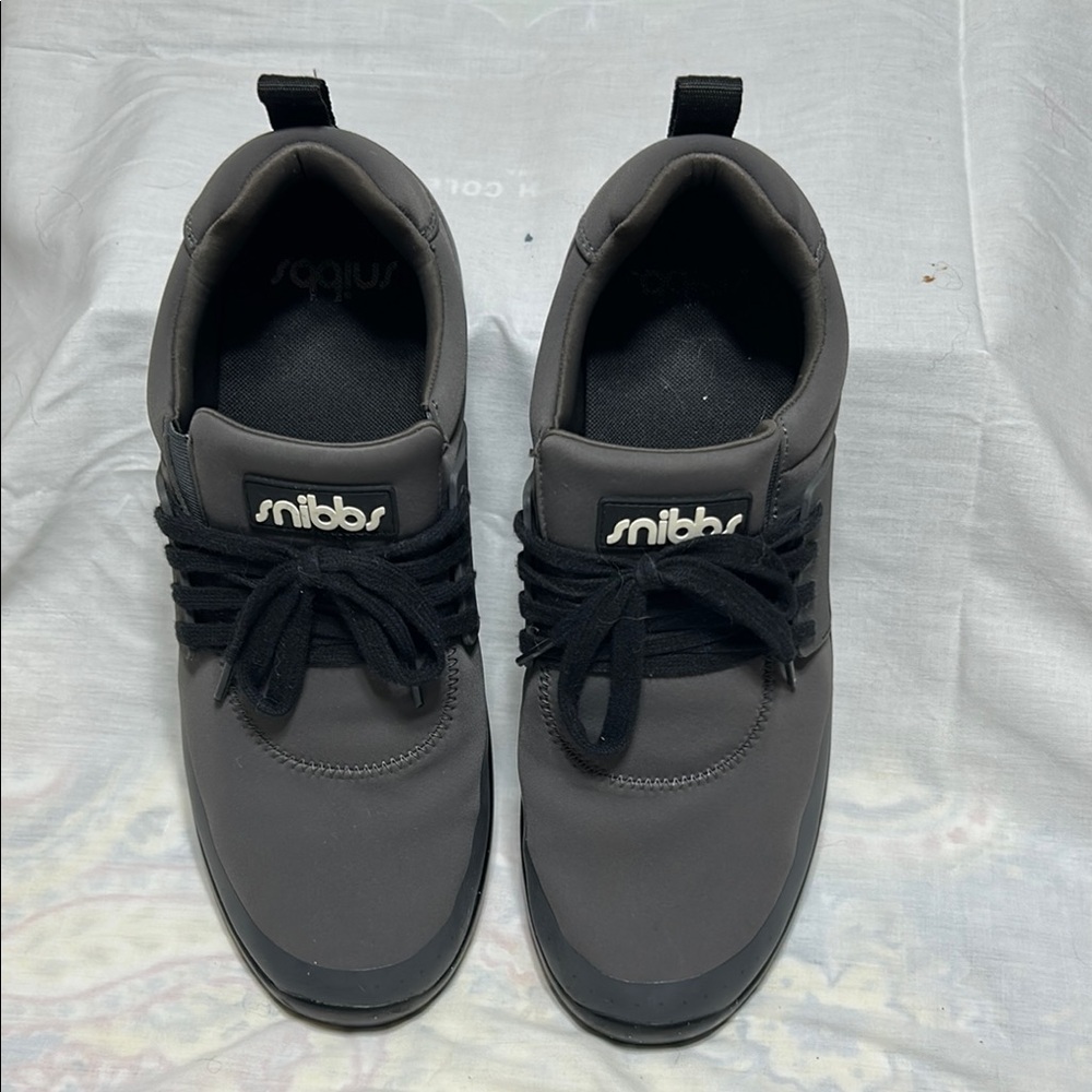 Men's Black and Gray Snibbs Sneakers